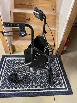 Lumex Rollator New lightweight