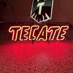 TECATE BEER VINTAGE NEON - PERFECT CONDITION 