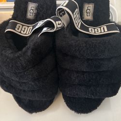 Women’s Ugg Slides 
