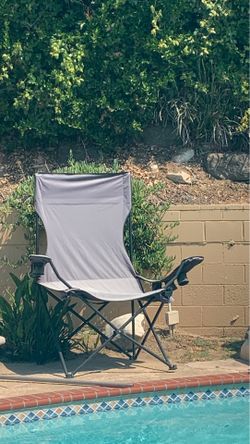 BIG ass chair