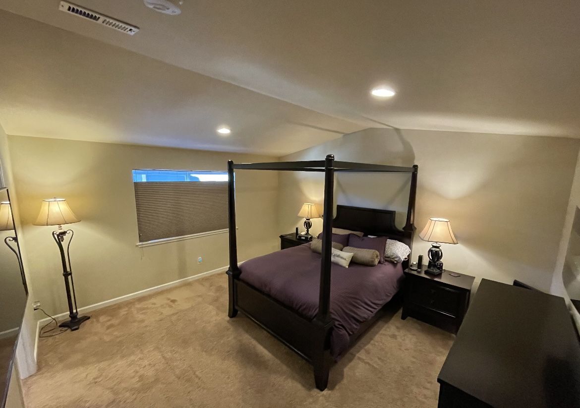 Ashley Furniture Martini Suite Eastern Queen Poster Bed With Canopy