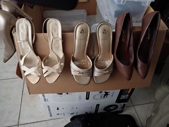 BROWN/GOLD/TAN PUMPS