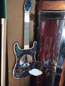 Mossiac Guitar