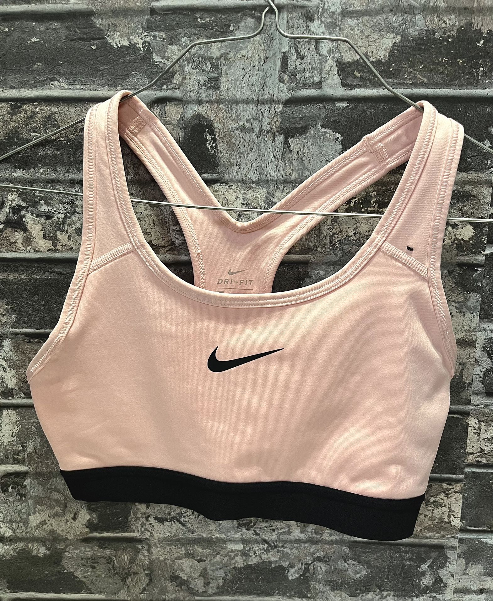 Nike Dri-FIT Sports Bra – Women’s Small – Light Pink/Black – Great Condition