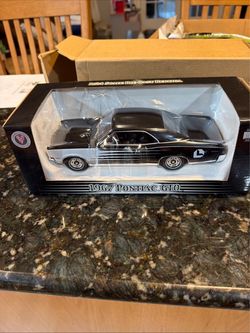 1967 Pontiac GTO 1:24 Die Cast Replica