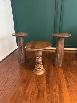 Set of 3 Wooden Pedestal Side Tables