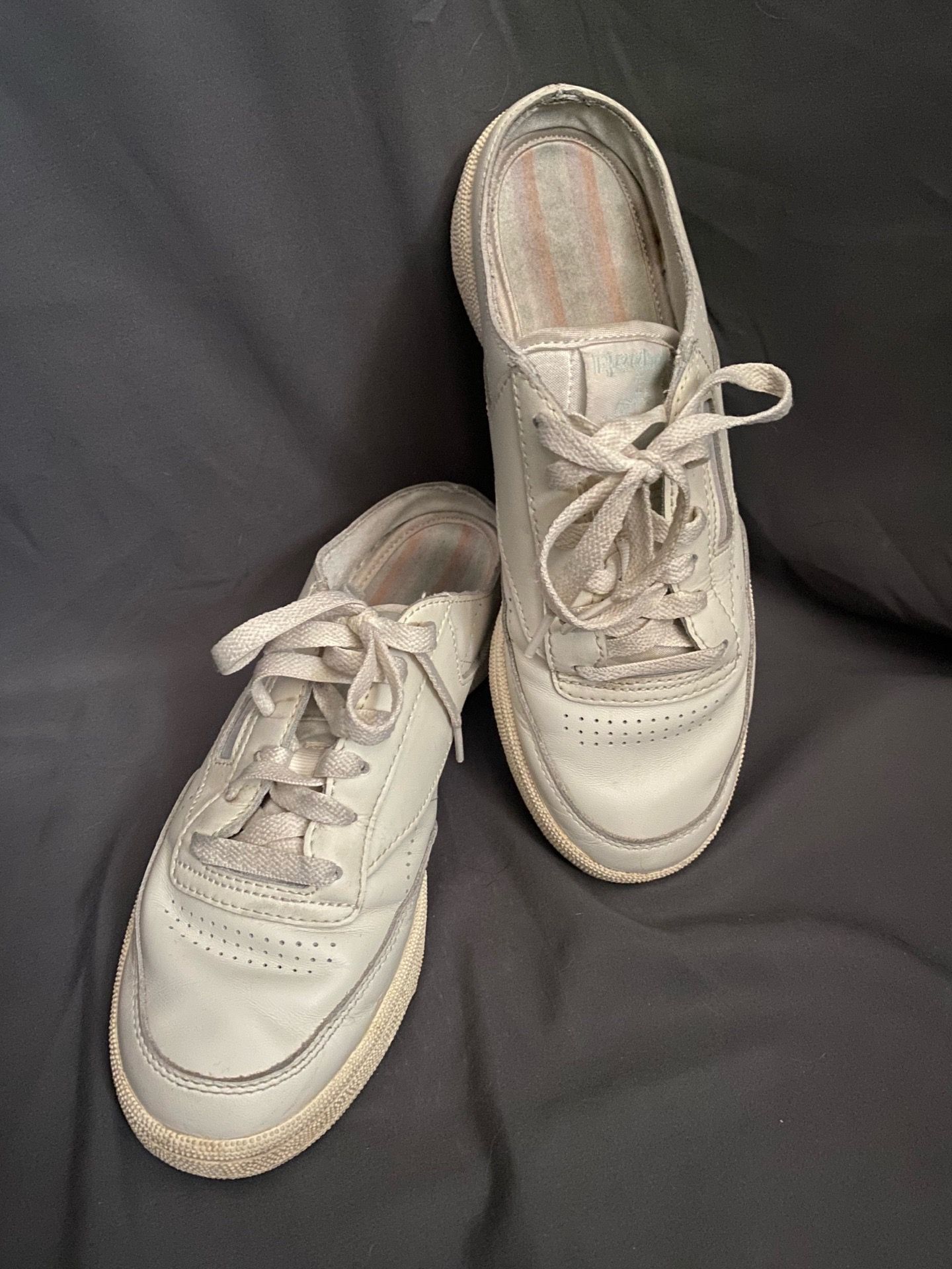 Reebok size 8.5