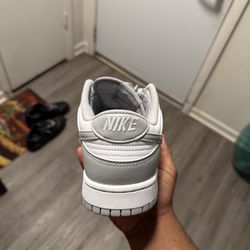 Nike Dunks Smoke Grey  size 10.5