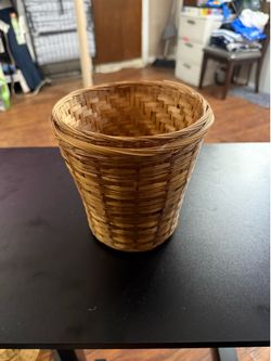 Six Small Natural Wicker Basket – Decorative Storage Basket