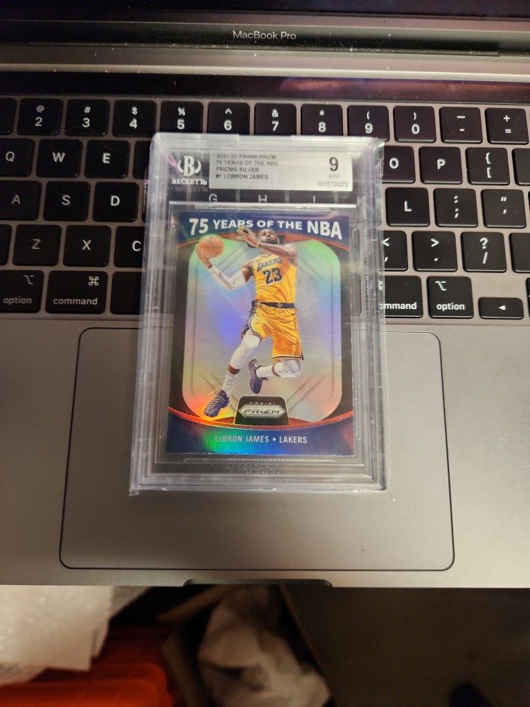 Lebron James 2021-22 Prizm BGS 9 Los Angeles Lakers