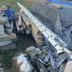 40 Foot Ladder 