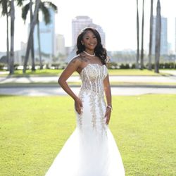 Prom DRES/WEDDING DRESS