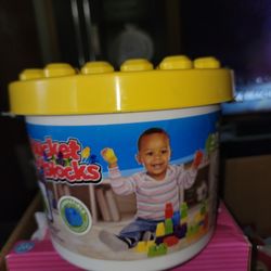 🙂NEW BUCKET OF LARGE BLOCKS SO THE LITTLE ONES CAN BUILD ALSO.