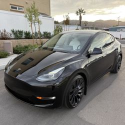 2025 Tesla Model Y Performance