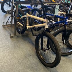 Sunday Blueprint  20.5 BMX Bike Cream Color