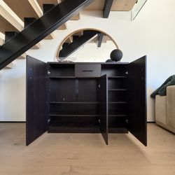 Show Cabinet / Storage Cabinet 