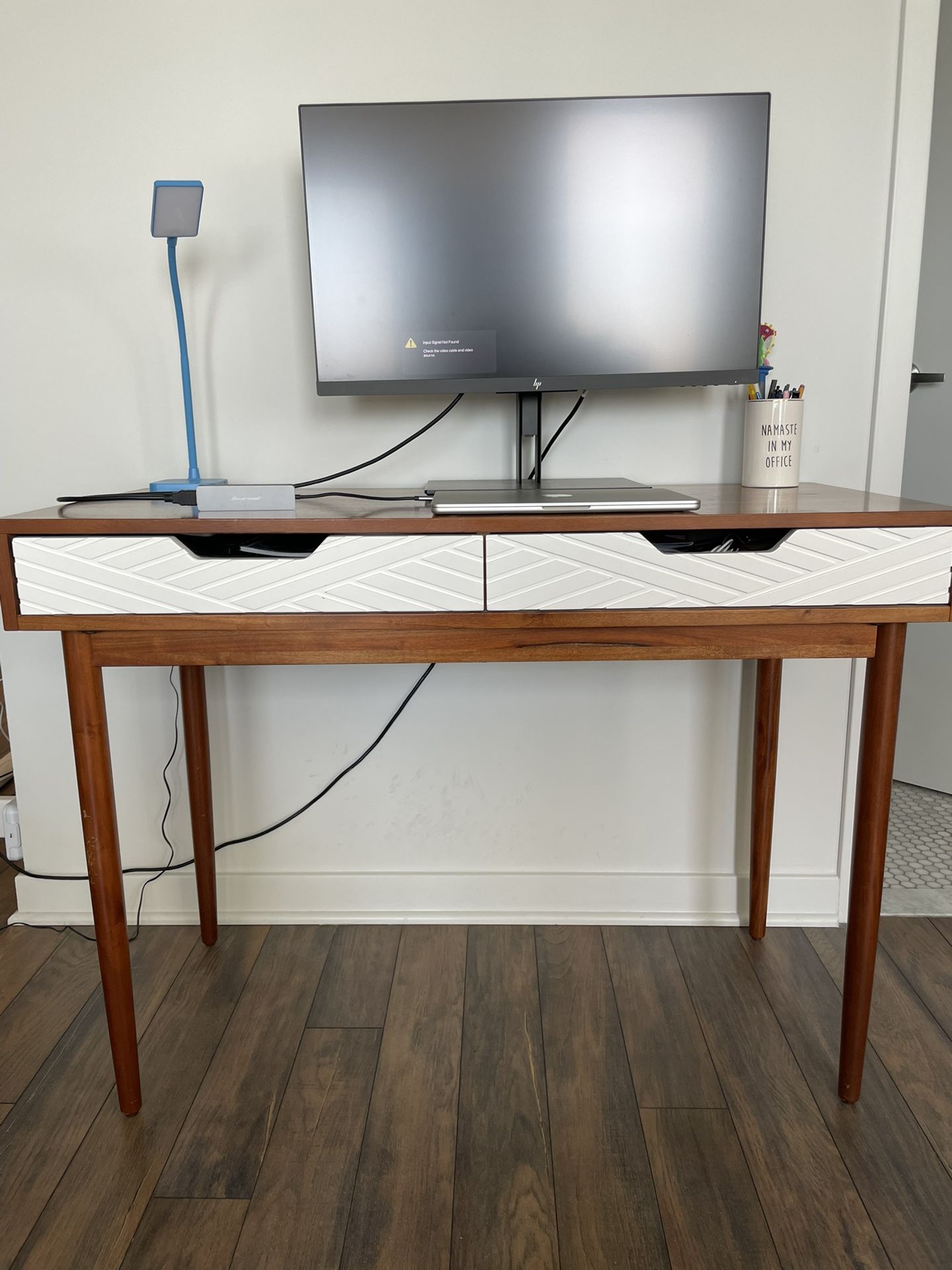 Touraco writing clearance desk