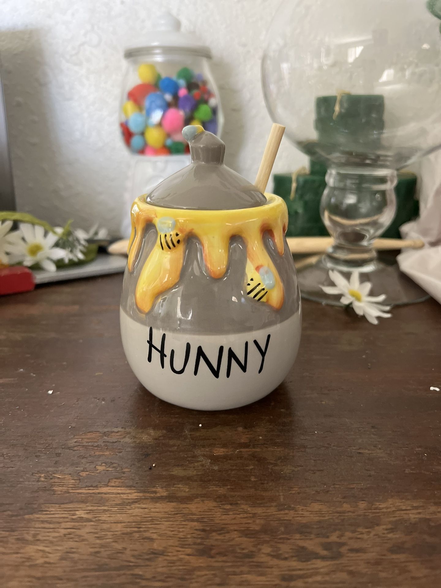 Disney Winnie the Pooh Honey Pot Jar.**price is Firm***