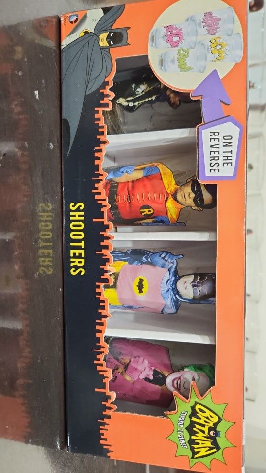 Batman collectable shot glass set