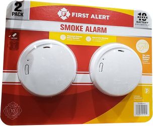 2 pk First Alert SMOKE ALARM
