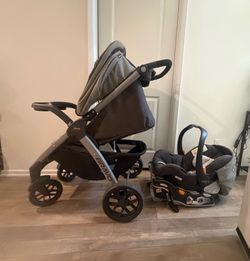 Chicco Bravo stroller, base and car seat