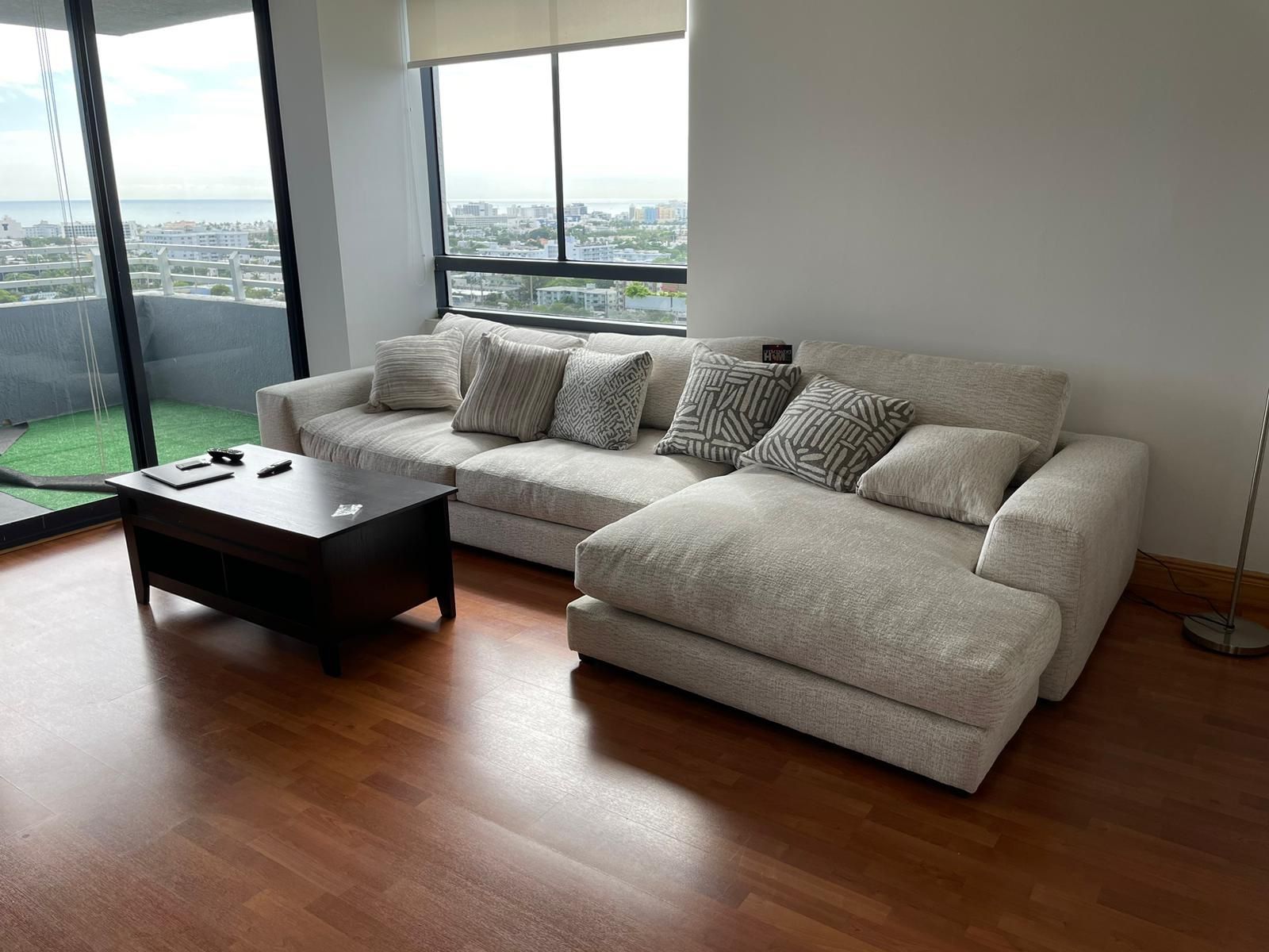 Sofa CindyCrawford Home - Monterey Park 2 Pc Right Arm Chaise Sectional