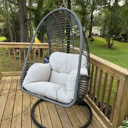 Hanging Egg Outdoor Patio Swing Chair
