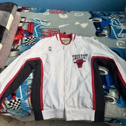 Chicago Bulls 1996-97 Warm Up Jacket (Home)