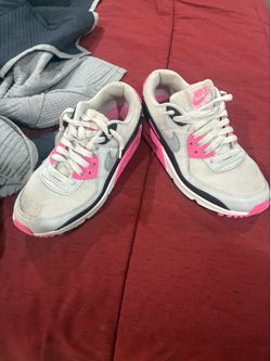 Woman’s Nike air max 90