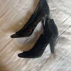Vince Camuto Heels Size 5.5