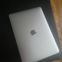 MacBook Air 13 In. (2019)
