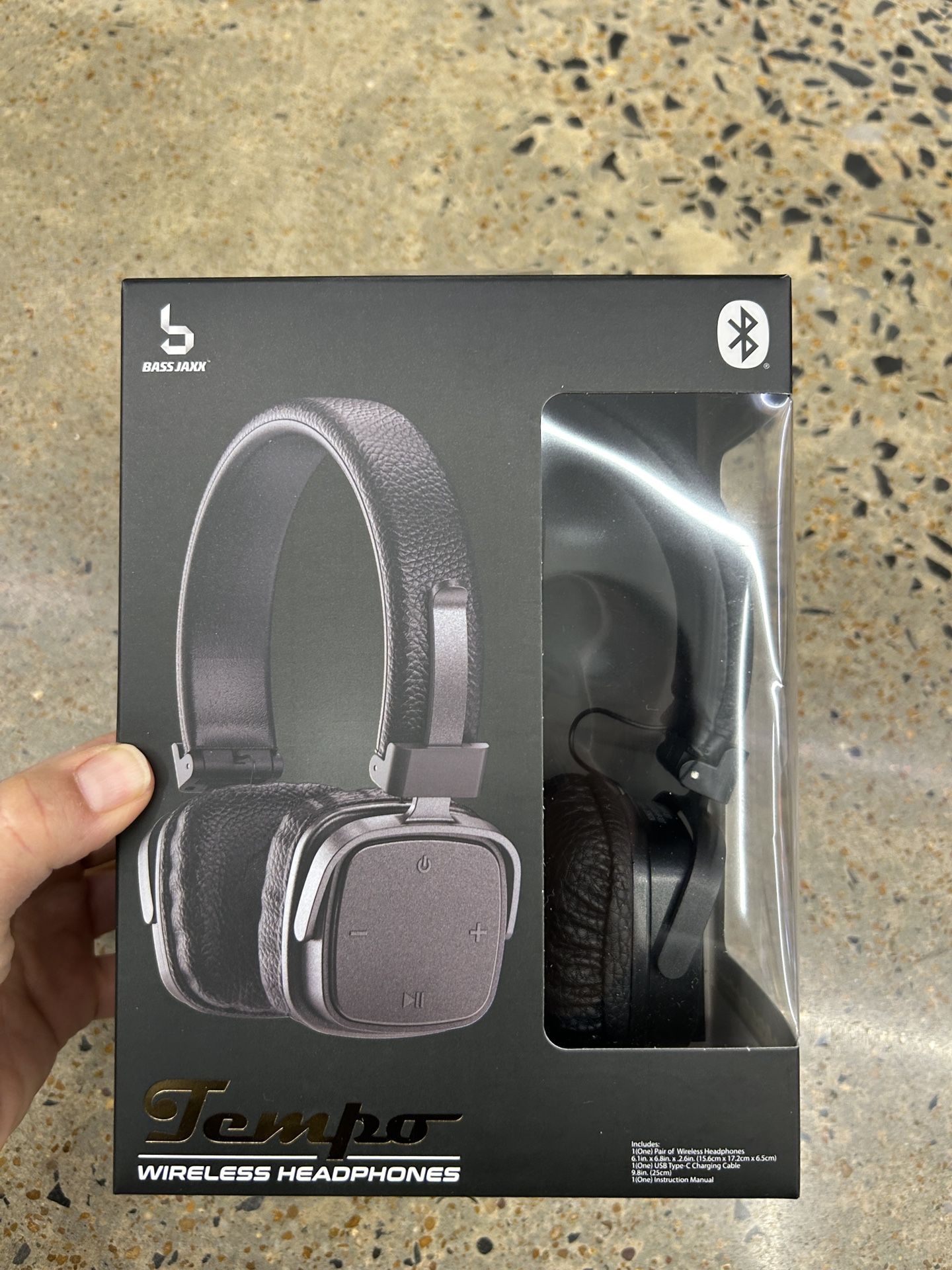NWT Bluetooth Wireless headphones
