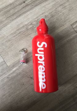 Supreme water bottle and key chain