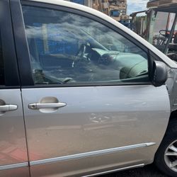 Passenger Side Door 2005 Toyota Sienna 