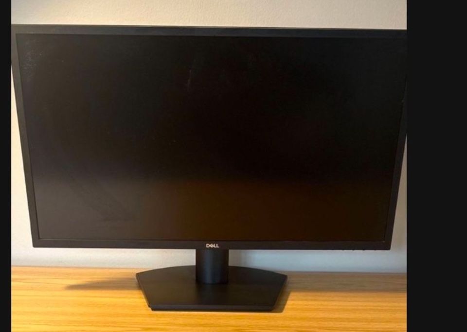 Dell Desktop Computer And Monitor