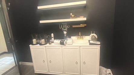 Salon dress with built in sink