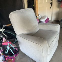Recliner/glider/rocker grey