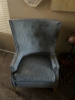 Beautiful Wingback Duo