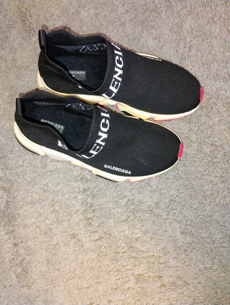 Ladies 8 Good Condition Pickup Only Cash
