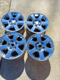 RIMS 17"JEEP COMMANDER JEEP GRAND CHEROKEE BOLT PATTERN 5x127 TPS