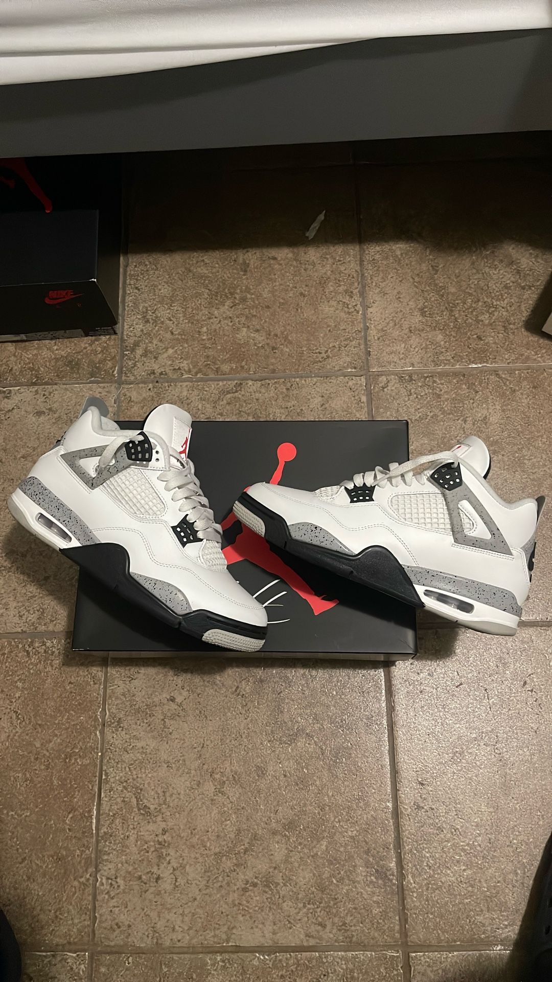 Jordan 4 Retro White Cement