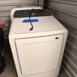 Samsung Washer & Dryer Set – Clean & Ready to Use