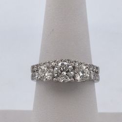 14k White Gold 2ct Diamond Ring Set Size 8