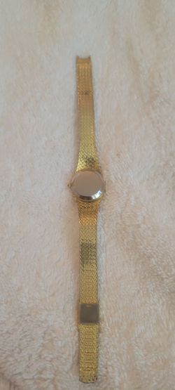 Gold-Tone Wristwatch with Mesh Bracelet