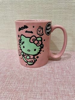 Hello Kitty Zombie Halloween Mug