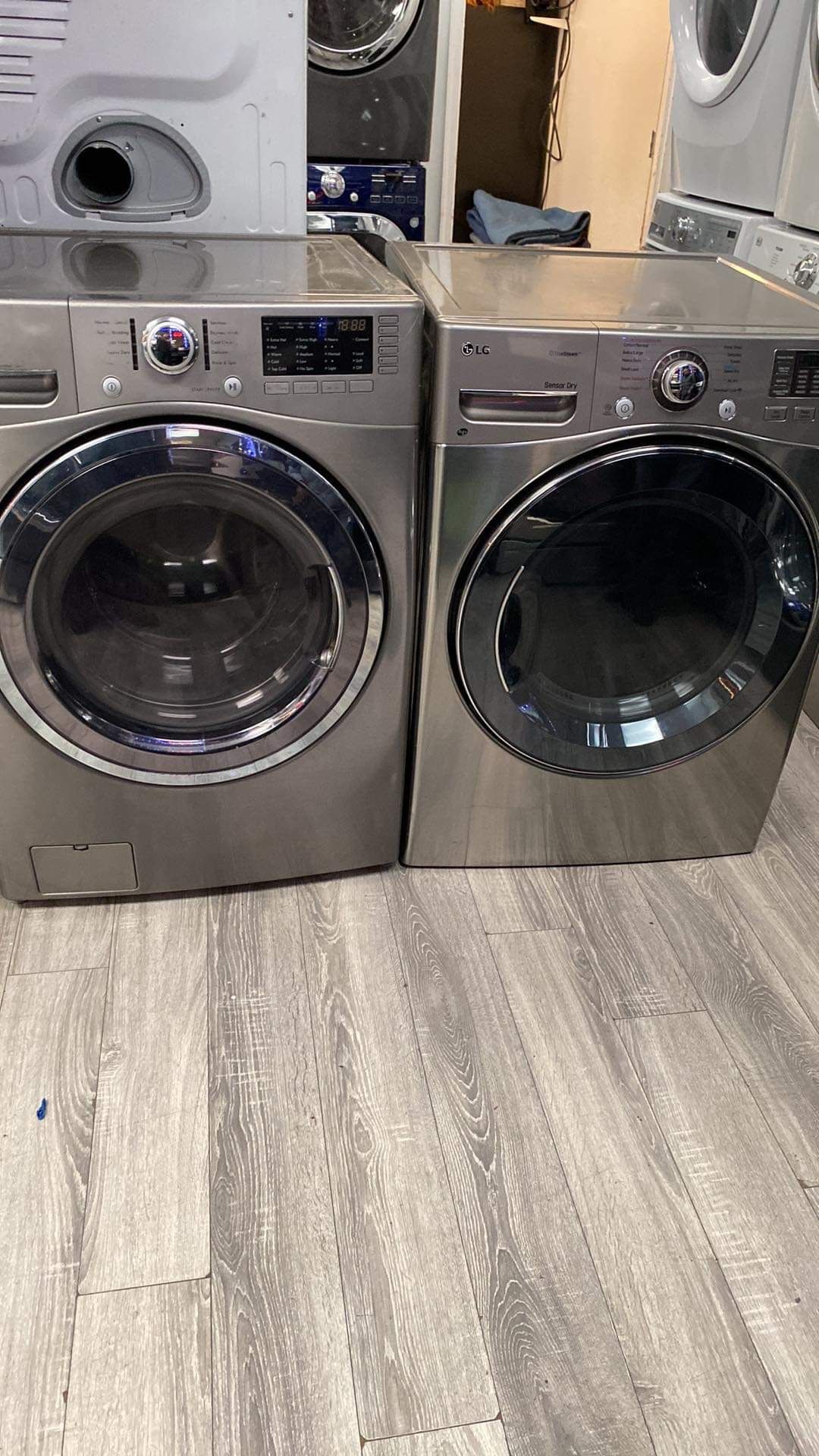 Kenmore Washer And LG Gas Dryer Set For $745