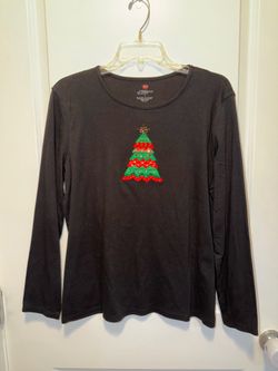 Mercer street studio Christmas tree knit top and the Carolyn Taylor Christmas tree shirt size large