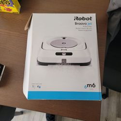I iRobot Vacumm And Cleaner