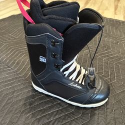 DC Snowboard Boots **Free Delivery**