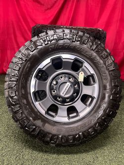 Ford F-250 Tremor Super Duty 8 Lug 18 Inch OEM Wheels